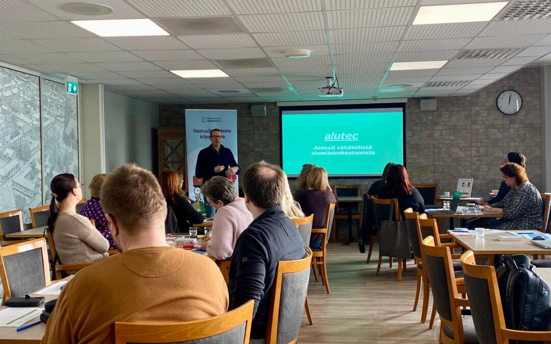 Vastuullisuuden strategiavalmennuksessa yritykset pääsevät syventymään ennakointiin, riskien tunnistamiseen ja sidosryhmäyhteistyöhön